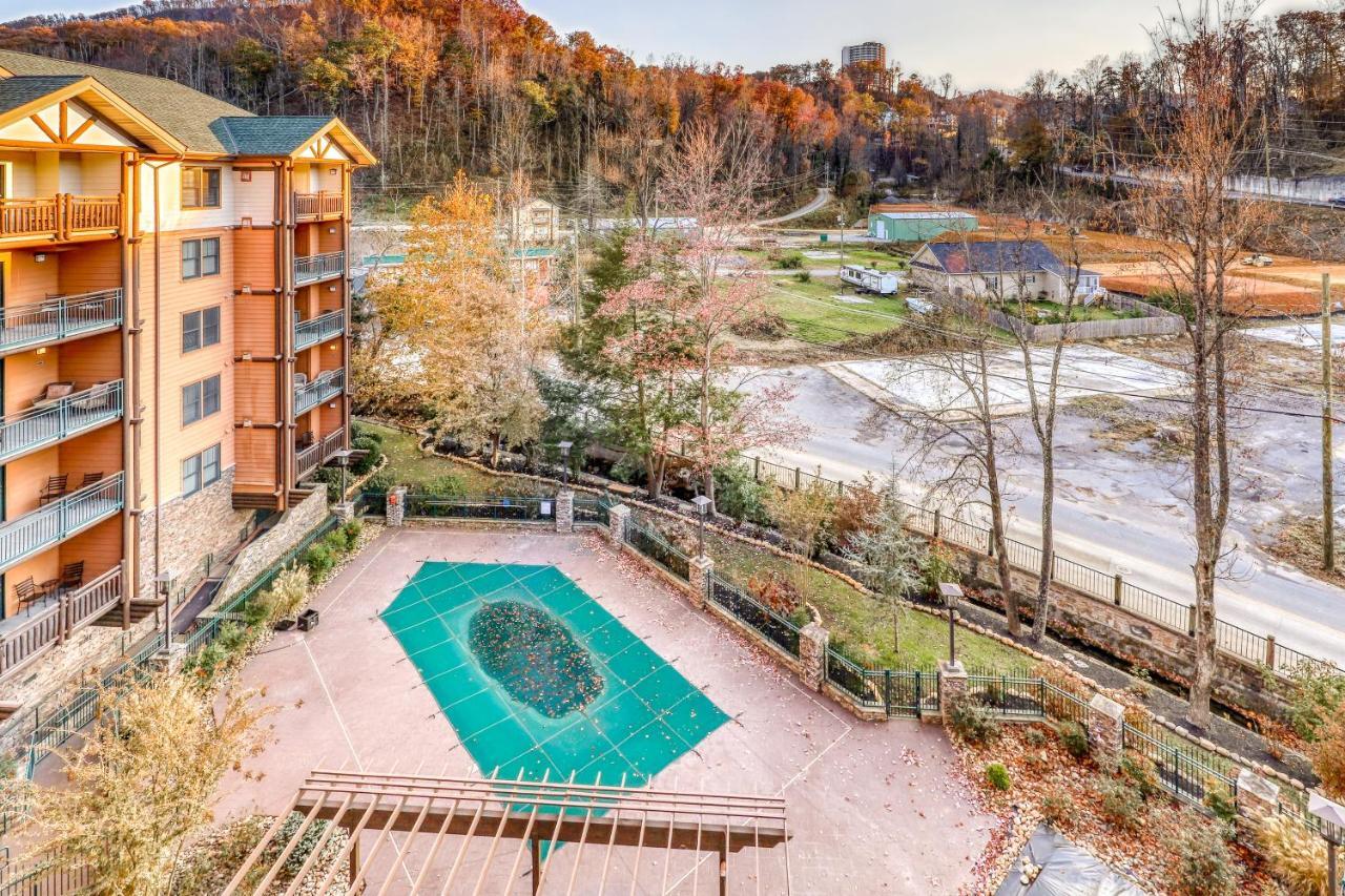 Baskin'S Creek Condos IV แกตลิงเบิร์ก ภายนอก รูปภาพ